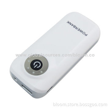 5,600mAh Mobile Charger for iPhone/iPod/Samsung/Other Smart Mobile Phones with TorchNew